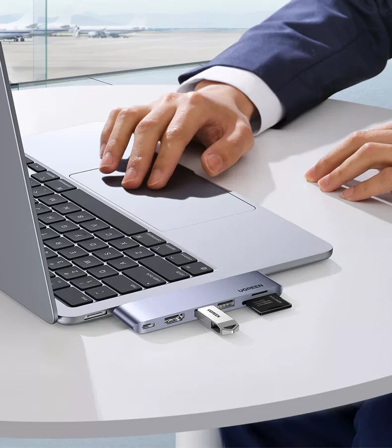 UGREEN USB-C Multiport Hub for MacBook and iPad — Electronics on G+ Market