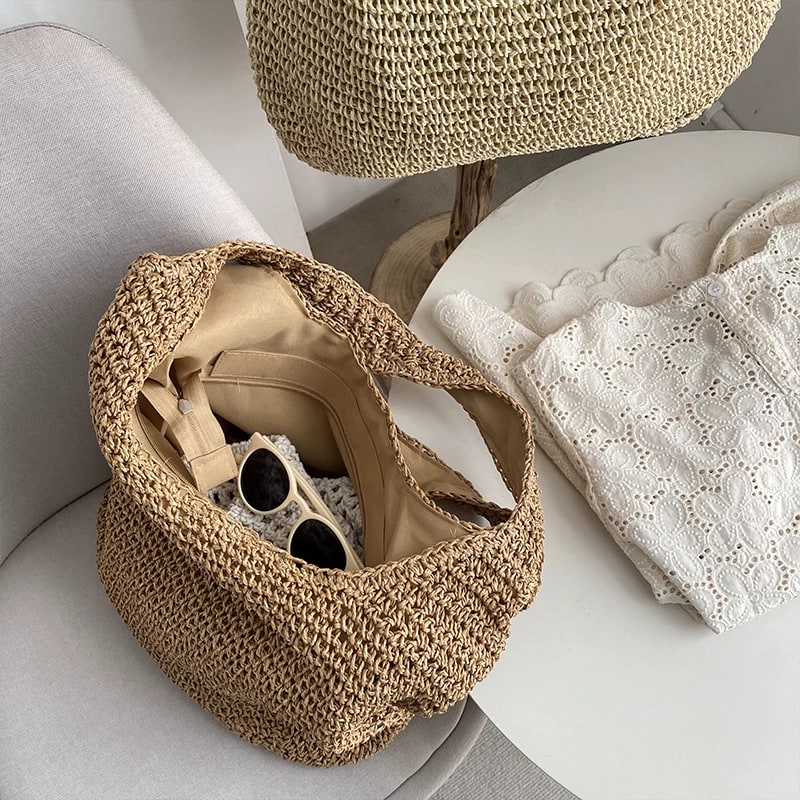Woven Straw Beach and Holiday Shoulder Bag photo 5