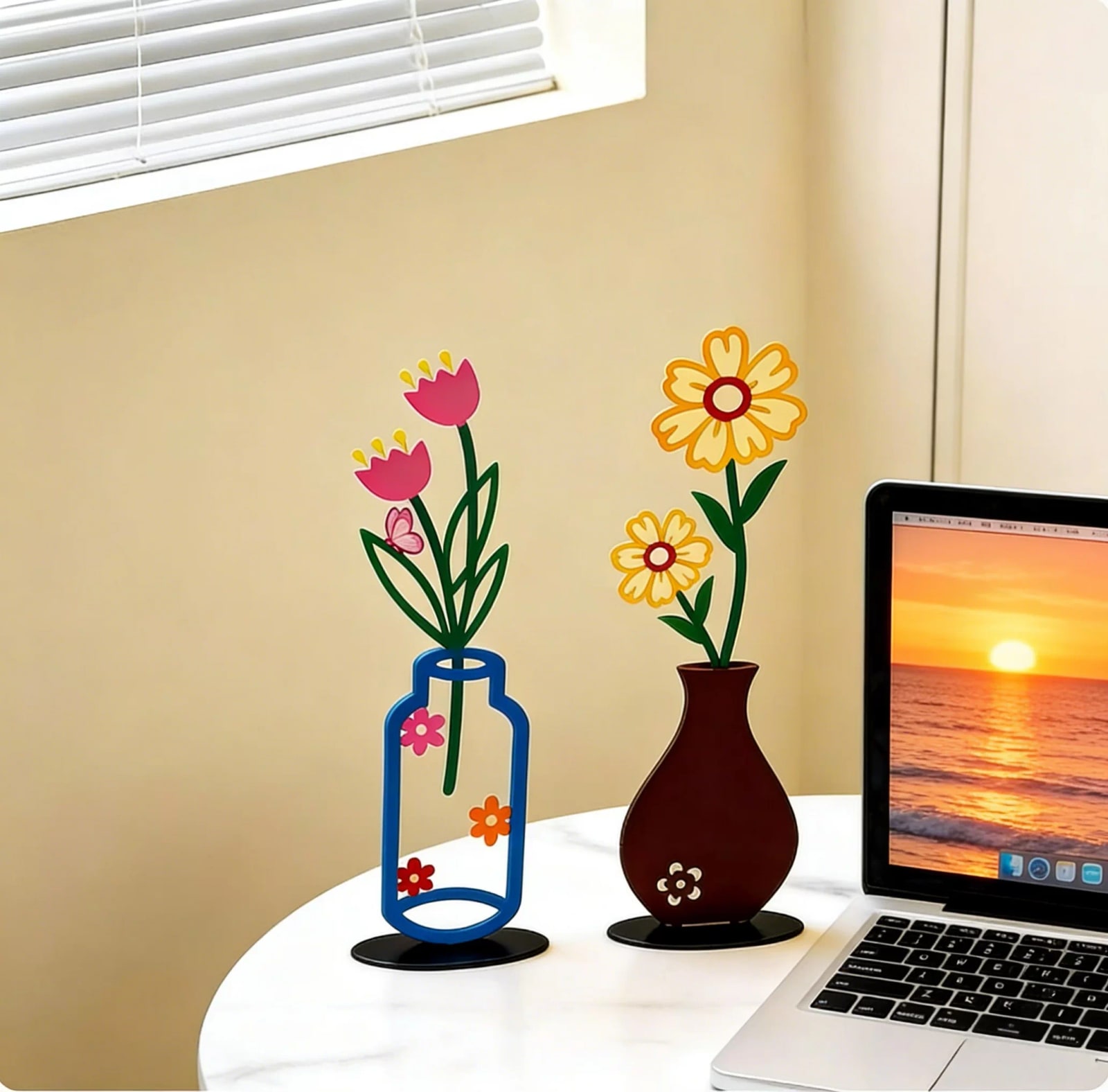 Iron Flower Vase Ornament with Flat Colour Print photo 3