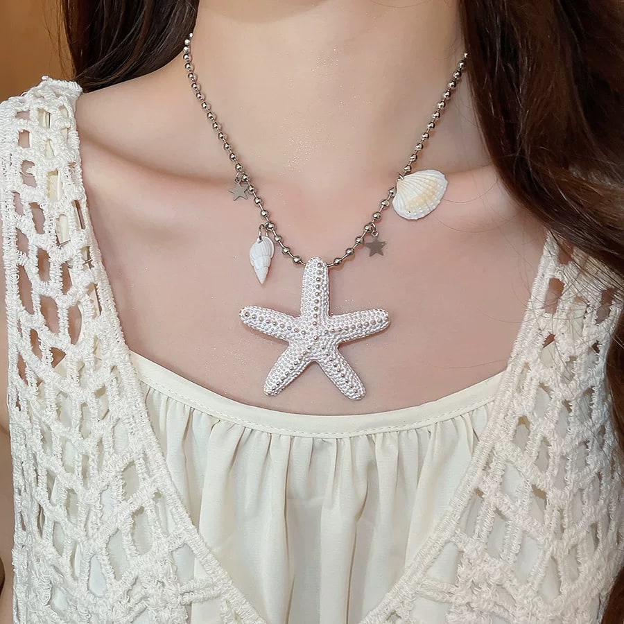 Starfish Pendant Necklace photo 4