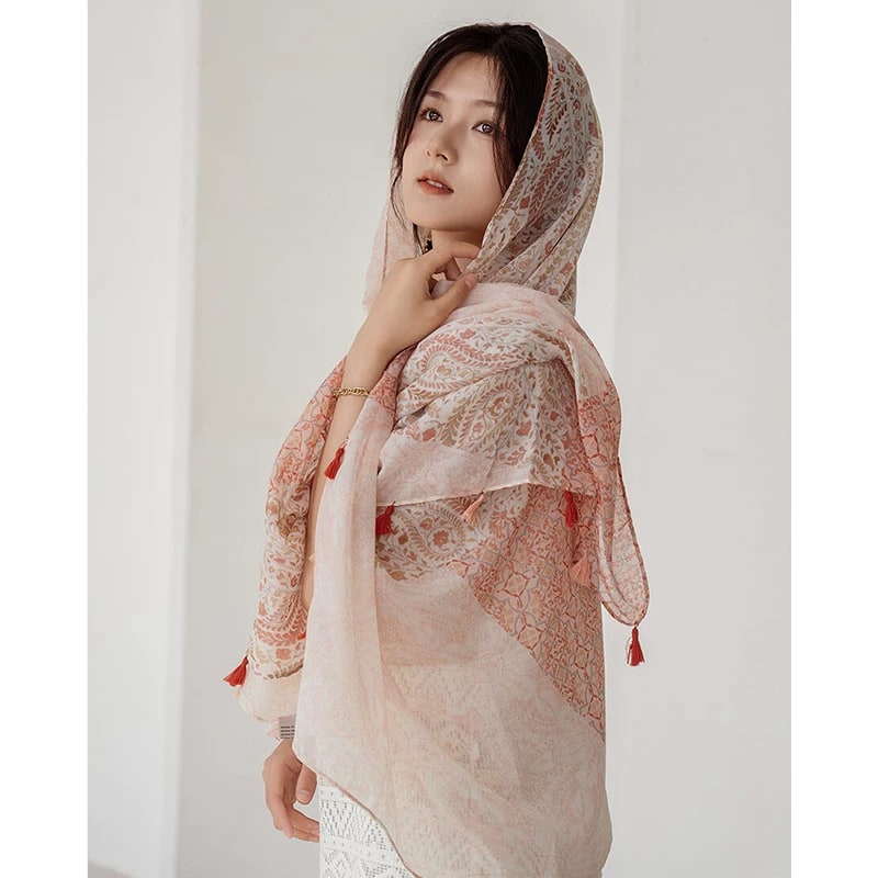 Lightweight Geometric Polyester Scarf and Shawl photo 3