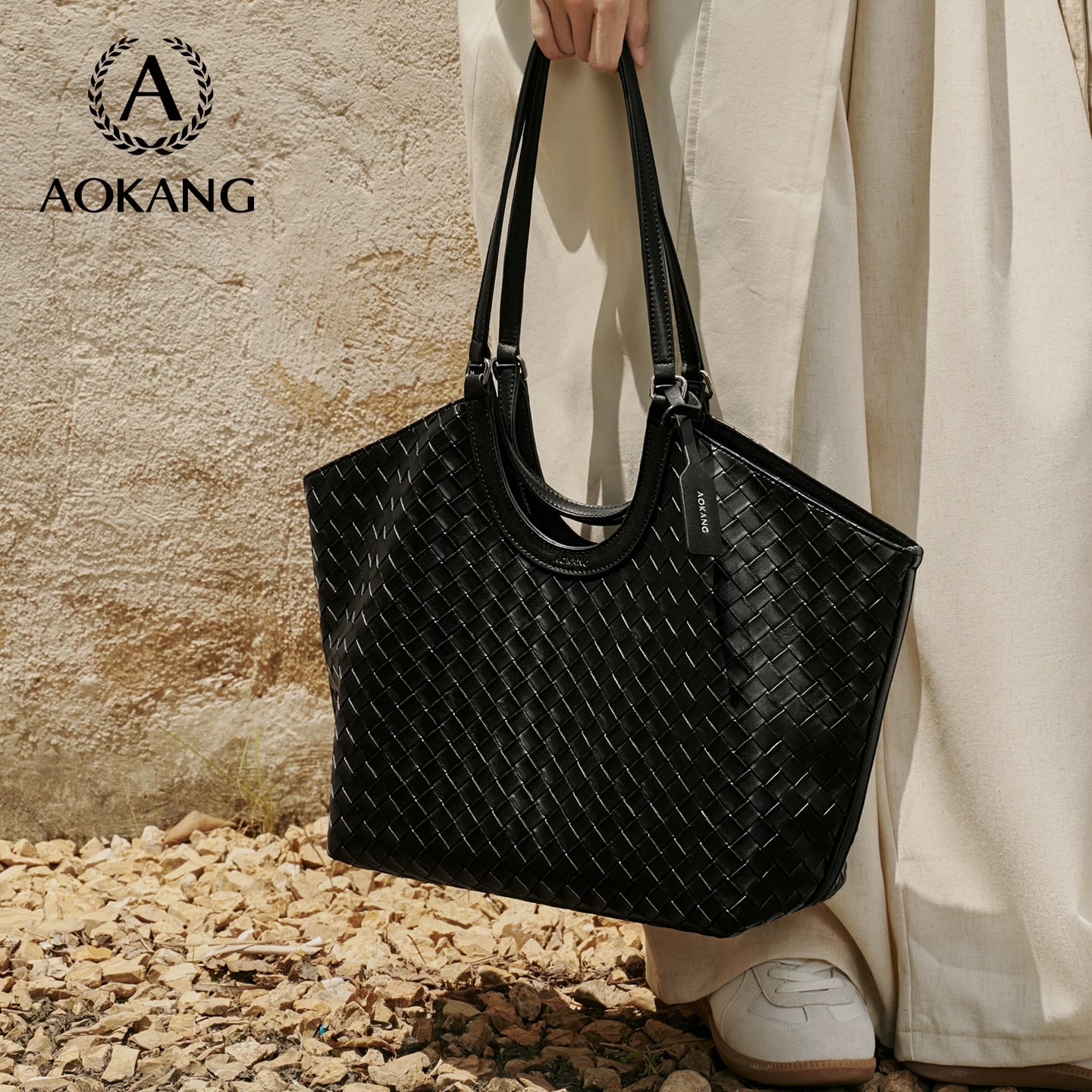 Aokang Woven Leather Tote with Inner Pouch photo 3