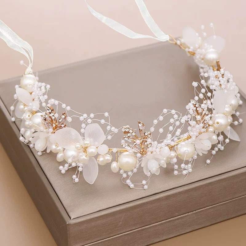 Girls' Flower and Pearl Hair Vine photo 2