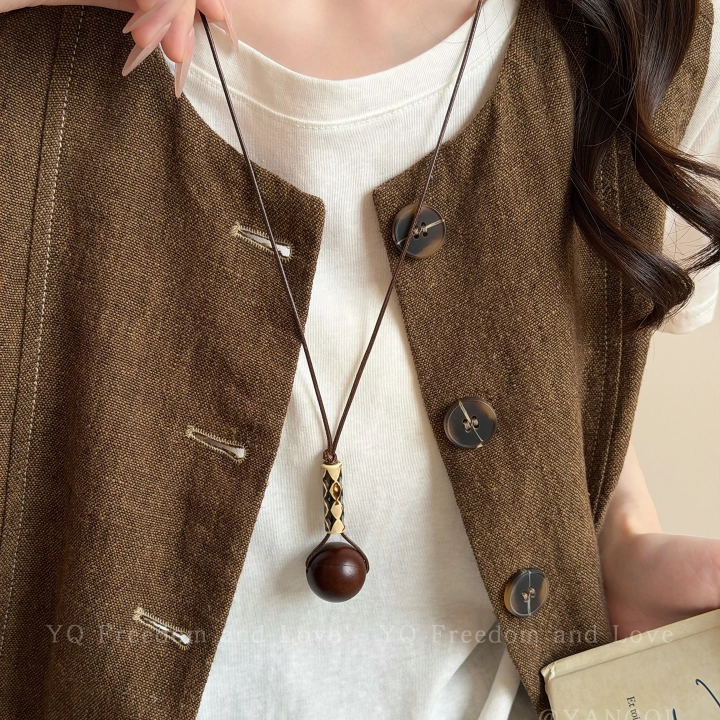 Vintage Brown Long Pendant Necklace photo 4
