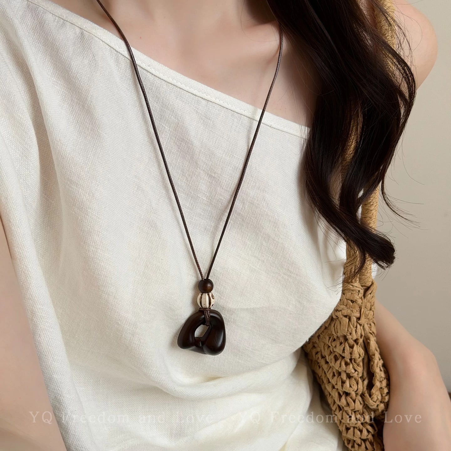Vintage Brown Long Pendant Necklace photo 5