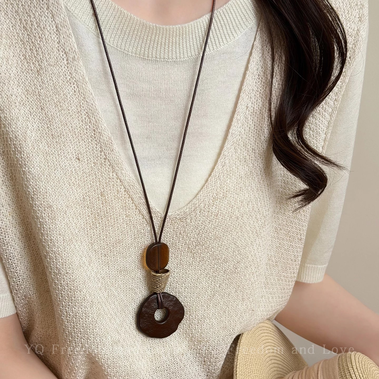 Vintage Brown Long Pendant Necklace photo 2