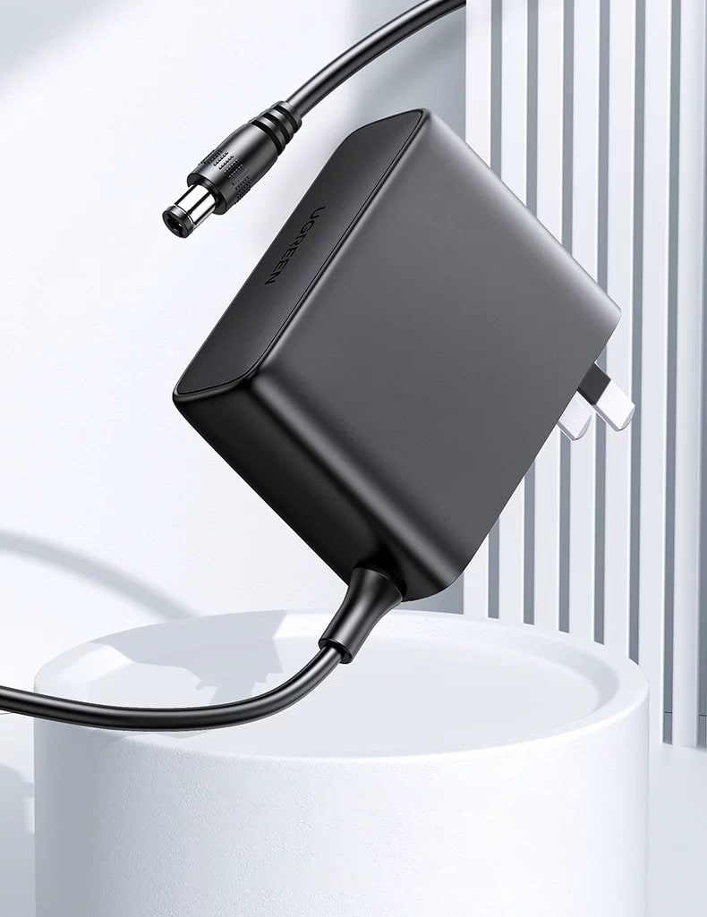 UGREEN 5V/12V DC Power Adapter with Barrel Connector — Electronics on G+ Market