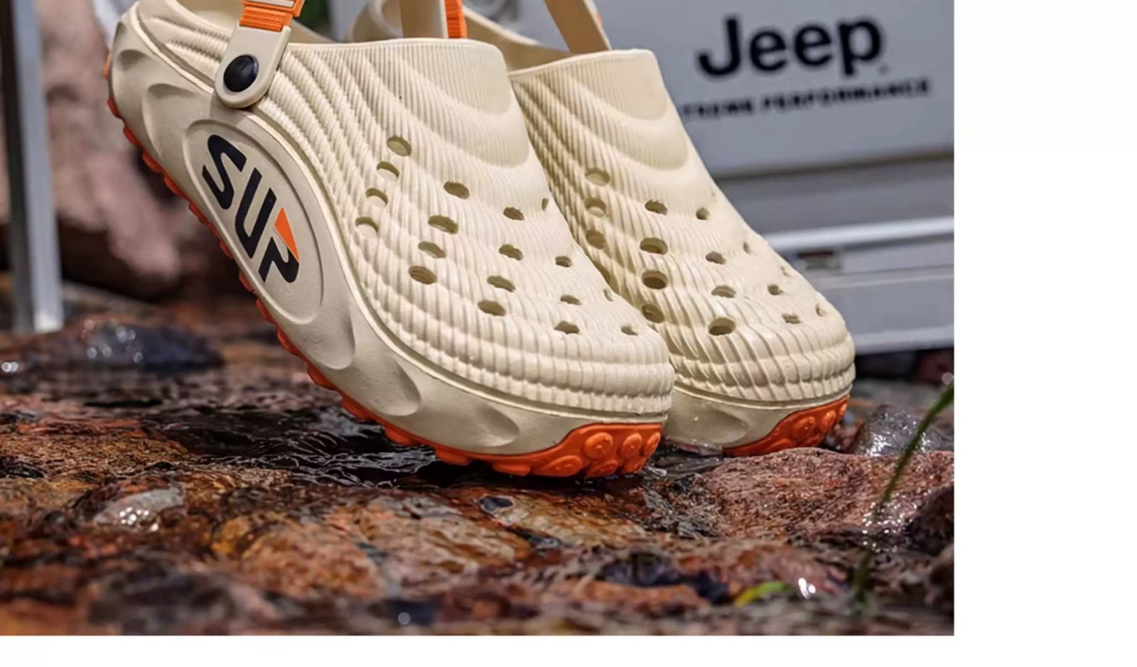 Men's Anti-Slip Clog Sandals for Outdoor Activities photo 3