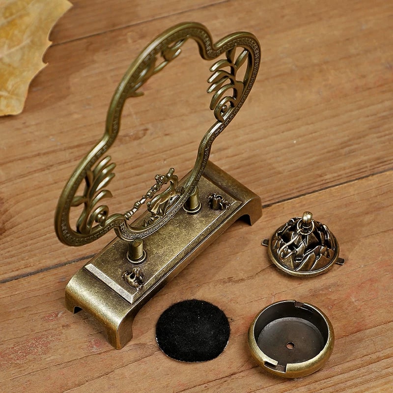 Hanging Alloy Incense Burner with Deer and Cloud Frame photo 4