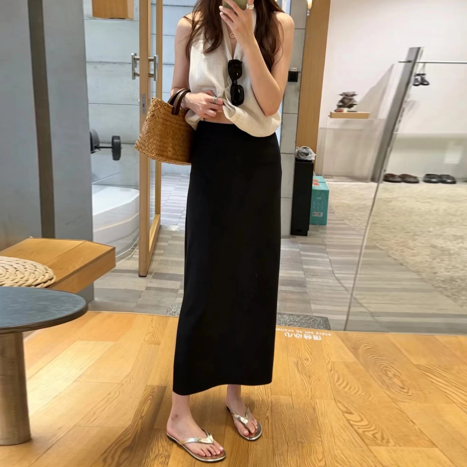 Black Straight Column Maxi Skirt with Side Split photo 2
