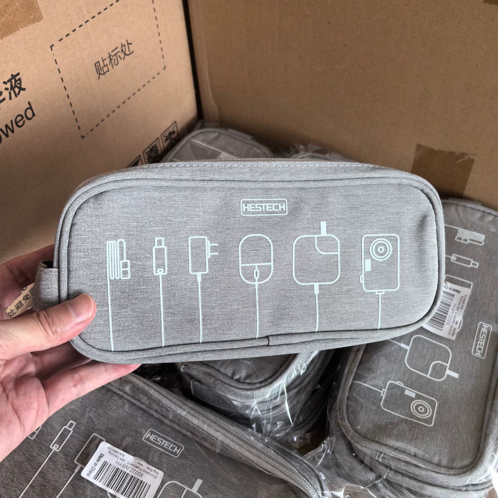 Large-Capacity Digital Accessories Organiser photo 3