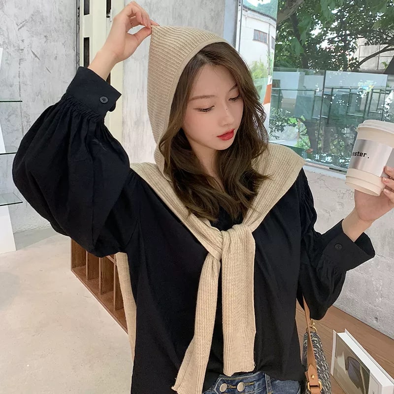 Women's Knitted Hooded Shoulder Wrap