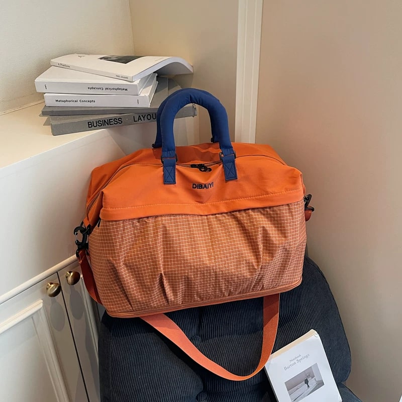 Large Capacity Travel Duffel Bag with Zip Pocket photo 3