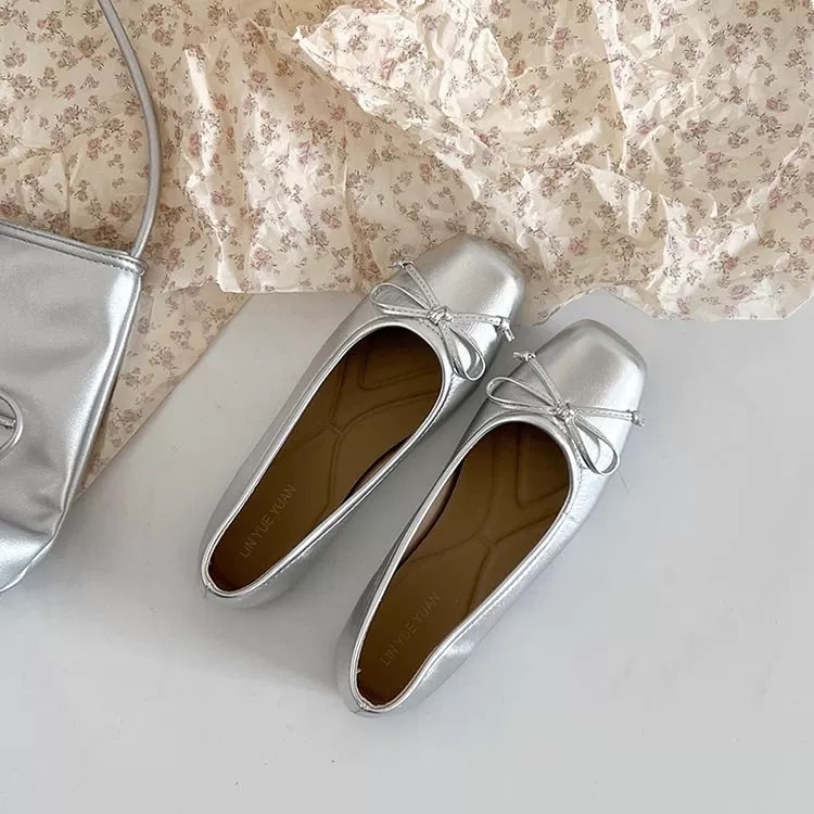 Women's Mary Jane Ballet Flats with Bow Detail