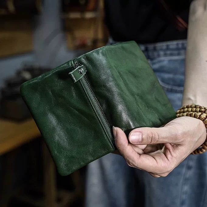 Vegetable-Tanned Cowhide Bifold Wallet photo 6