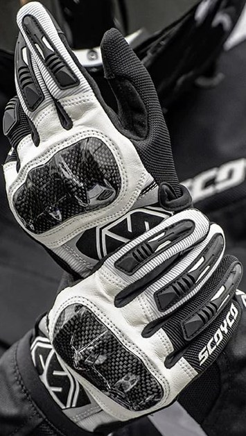 SCOYCO Carbon-Knuckle Motorcycle Riding Gloves — Fashion on G+ Market