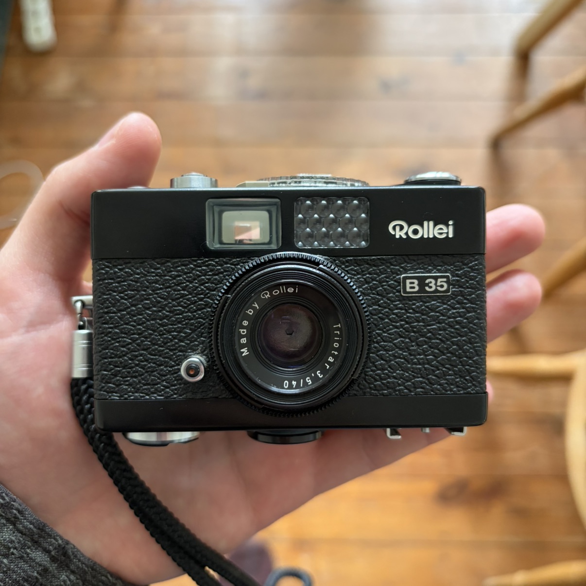 Rollei B35