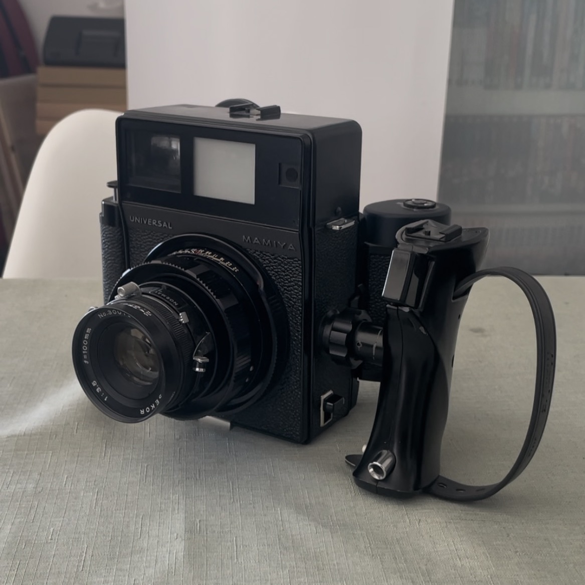 Mamiya Universal