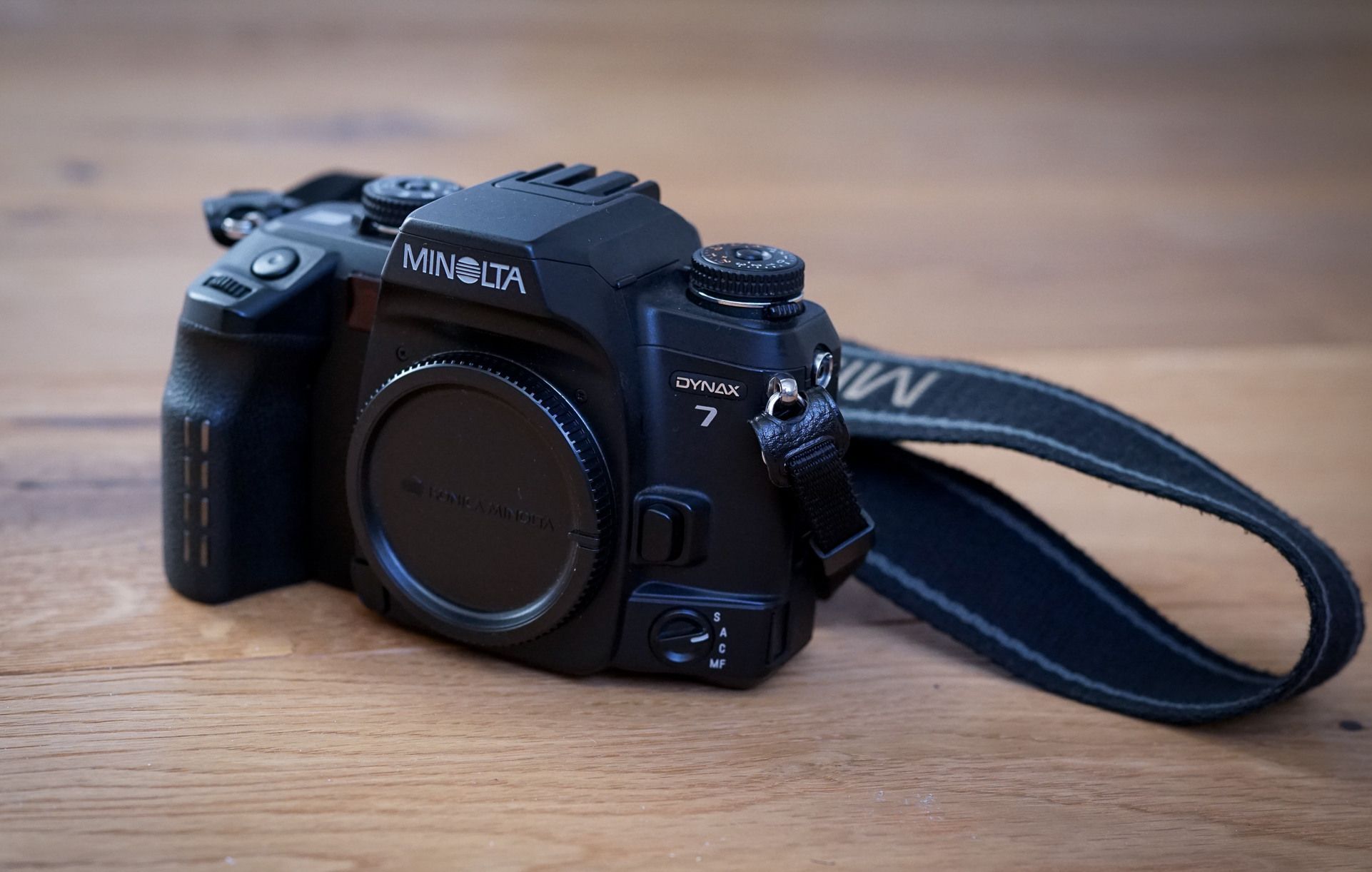 Minolta Dynax 7