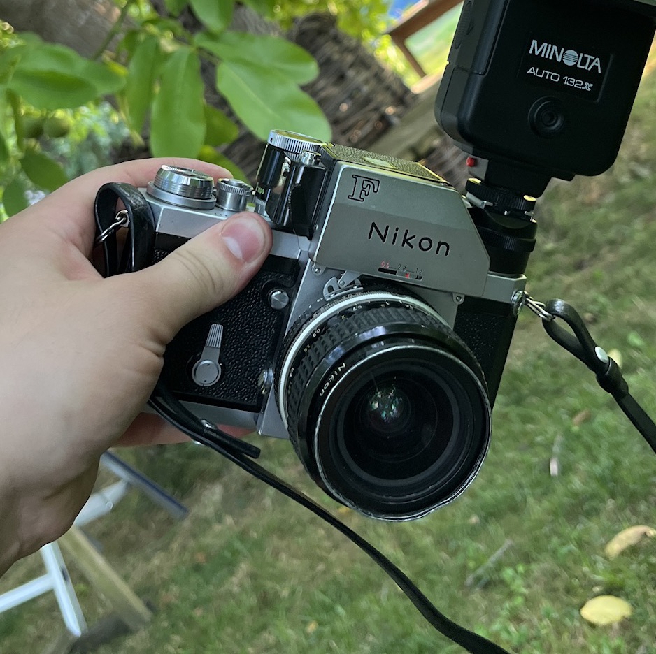 Nikon F