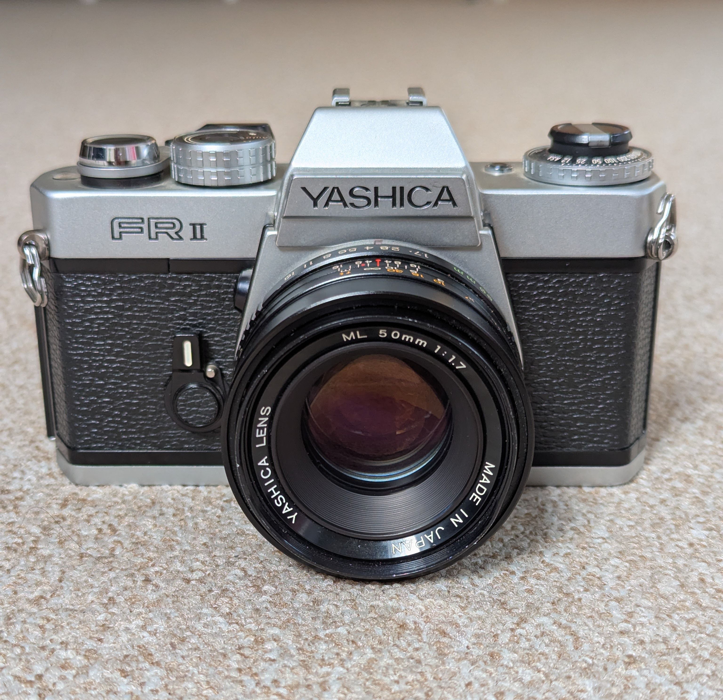 Yashica FR 2
