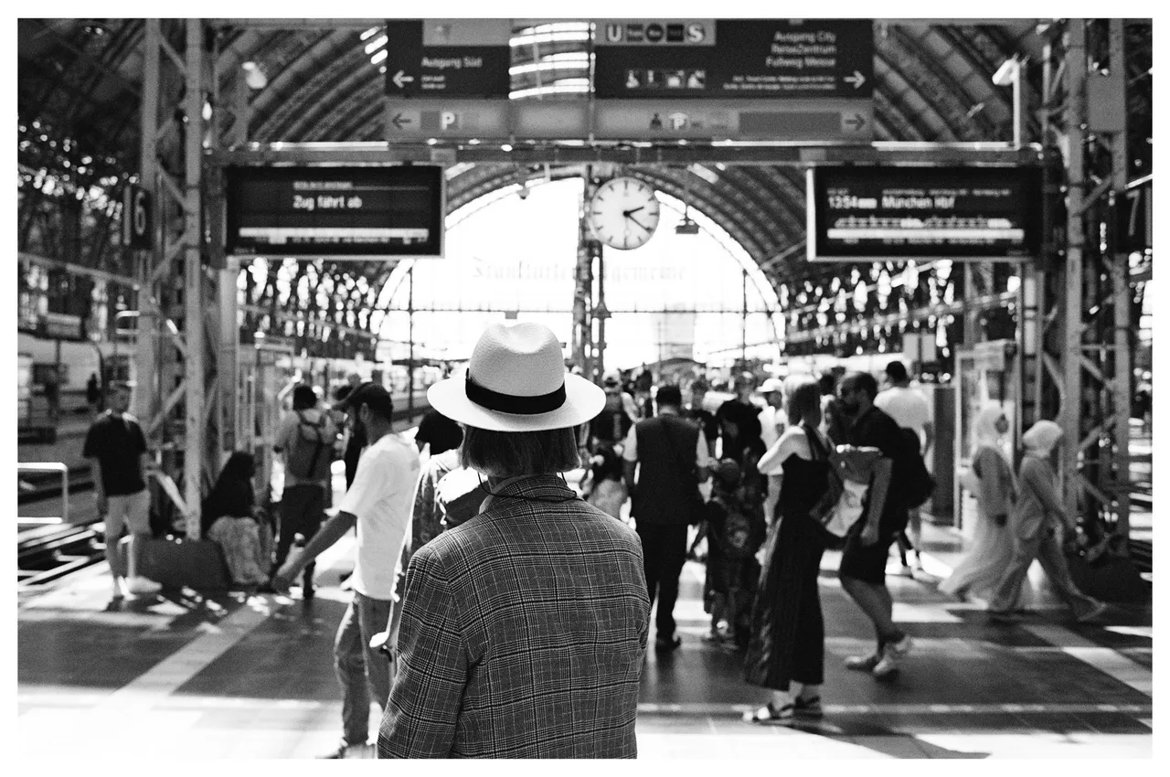 Leica MP · Ilford XP2 Super