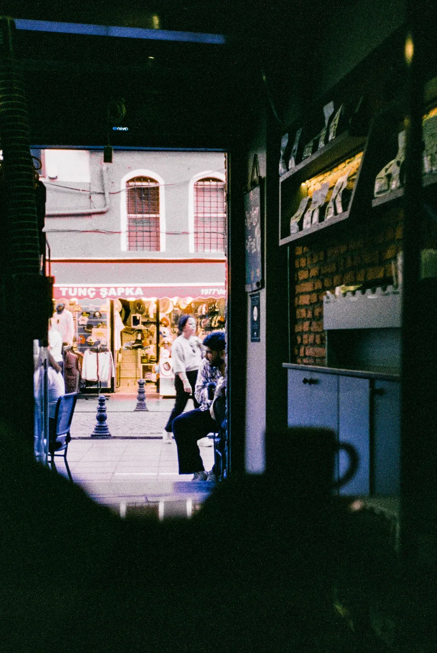 Olympus mju ii · Ilford Ilfocolor 400 plus Vintage Tone