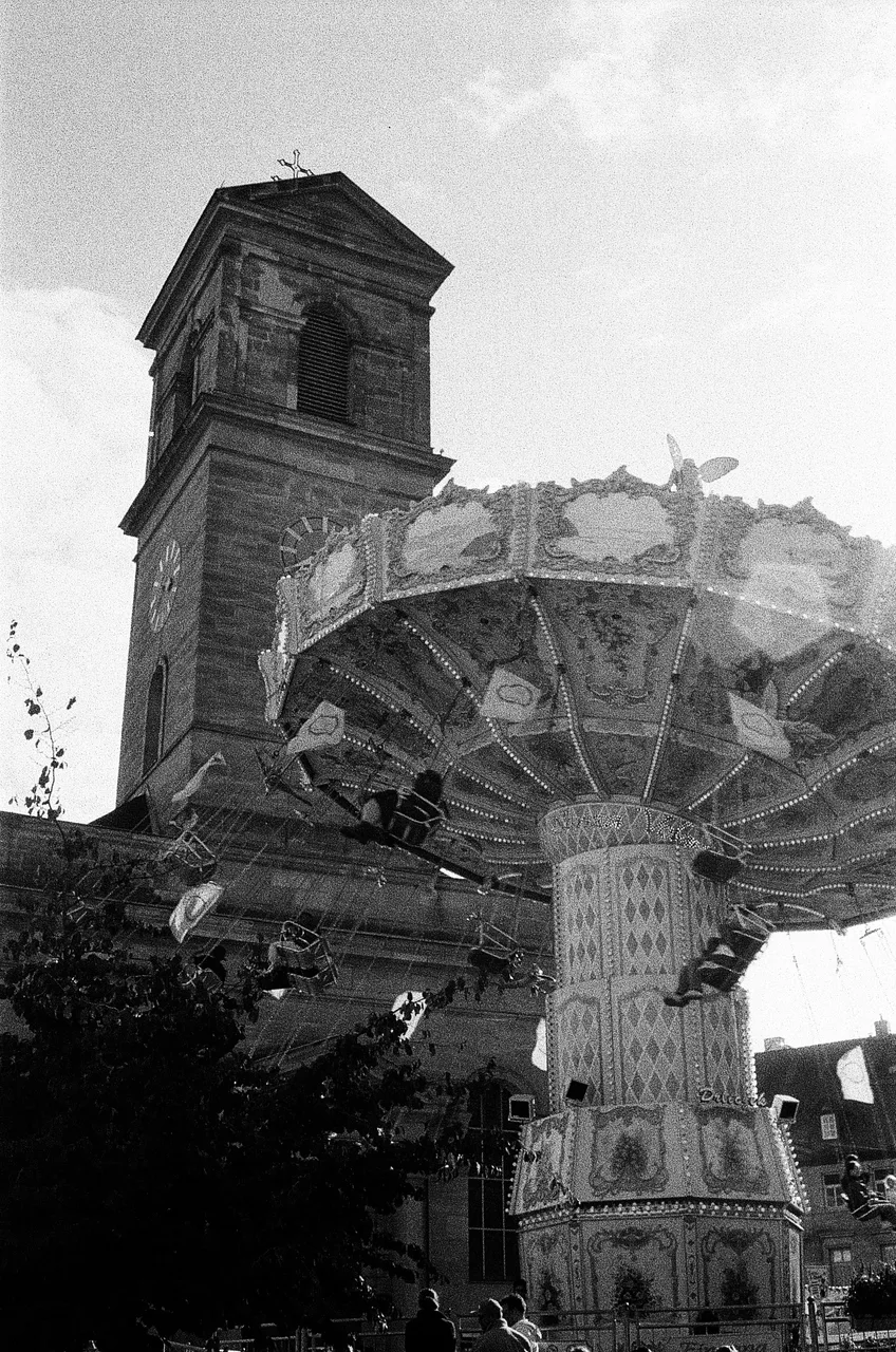 Yashica Electro 35 GX · Ilford HP5 Plus