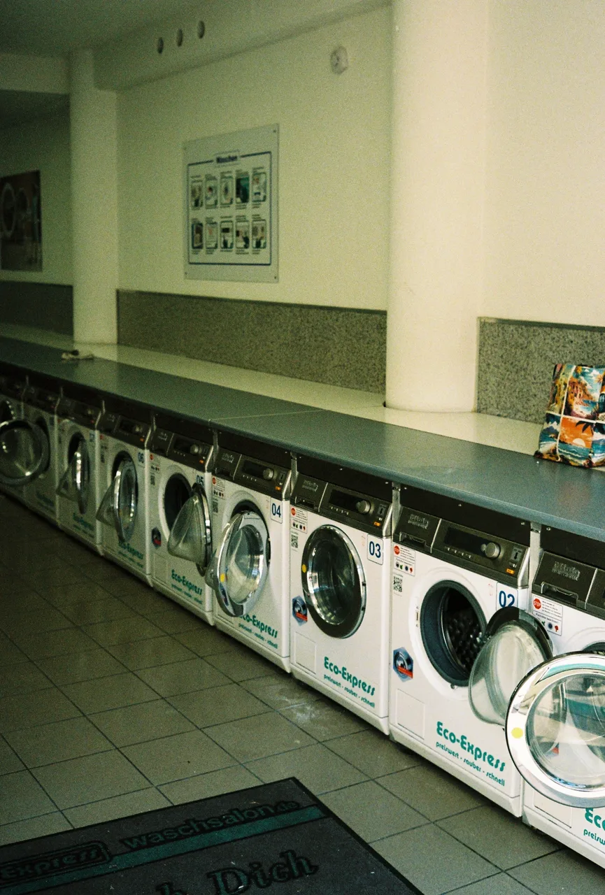 Leica CL · Kodak Portra 800