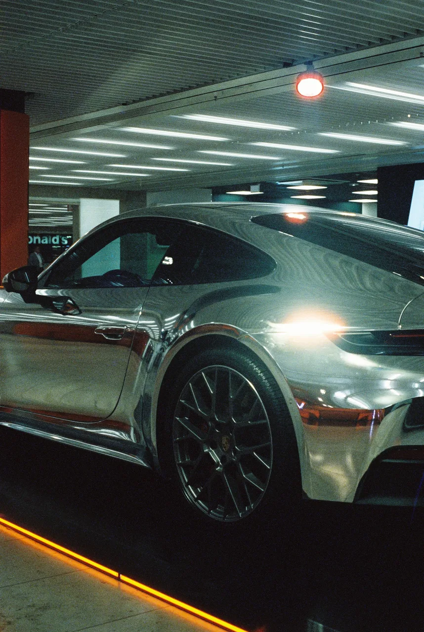 Canon A1 · Cinestill 800T