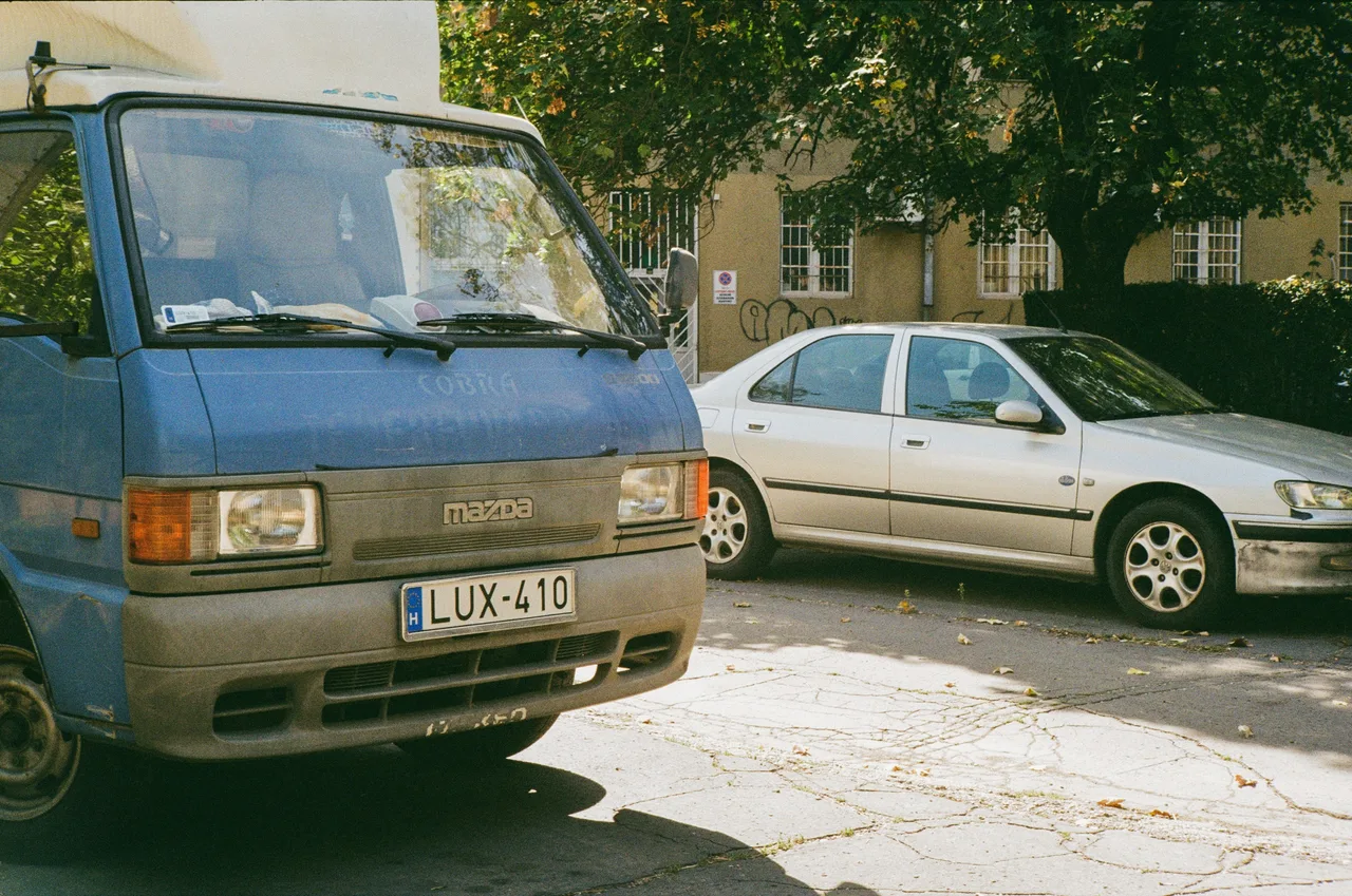 bazsi.szemmelroth