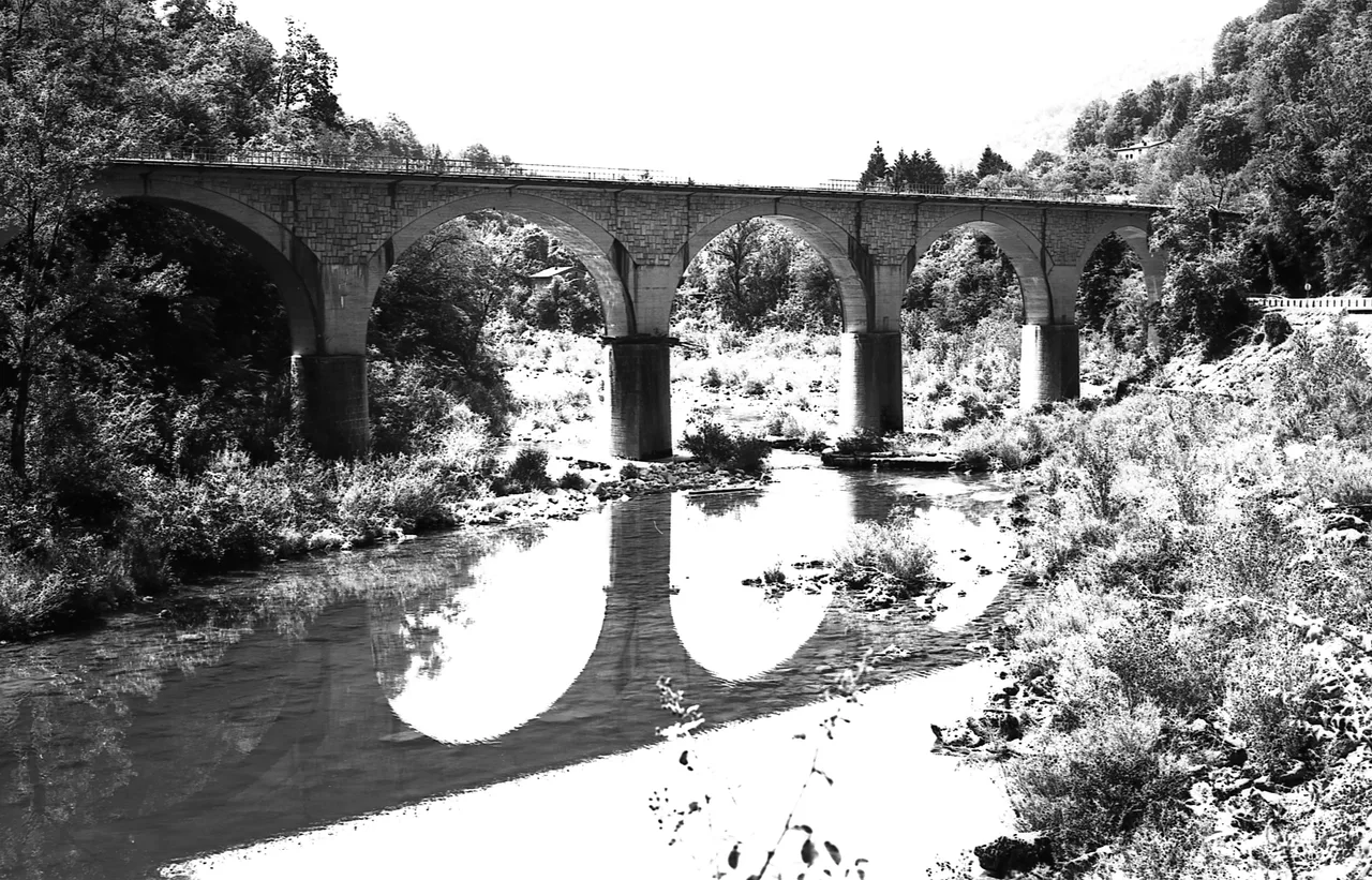 Leica M6 classic · Adox CHS 100 II
