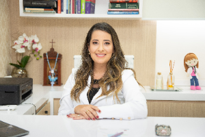 Dra. Thaiane Ferreira