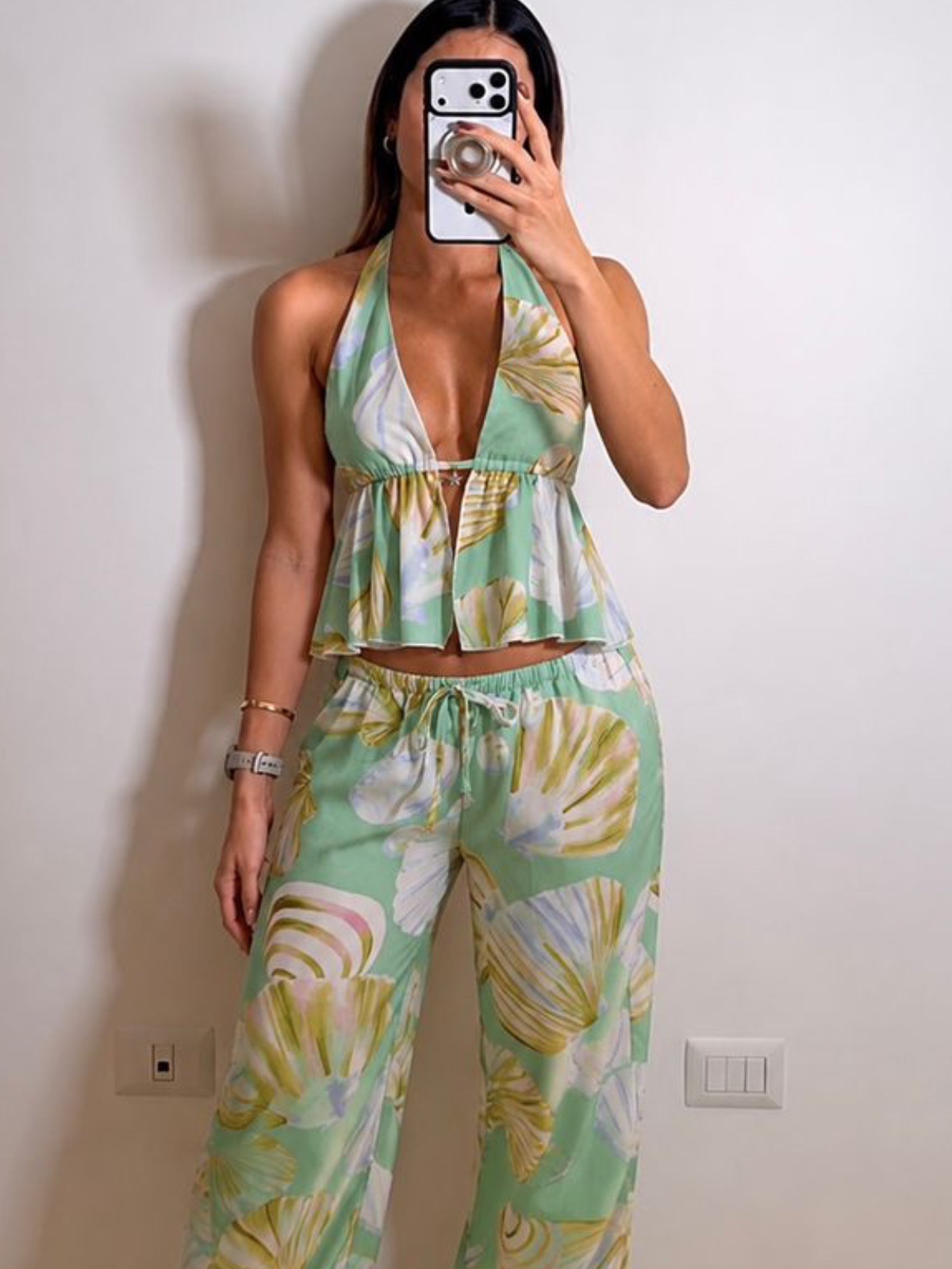 Set - (p124set05)
