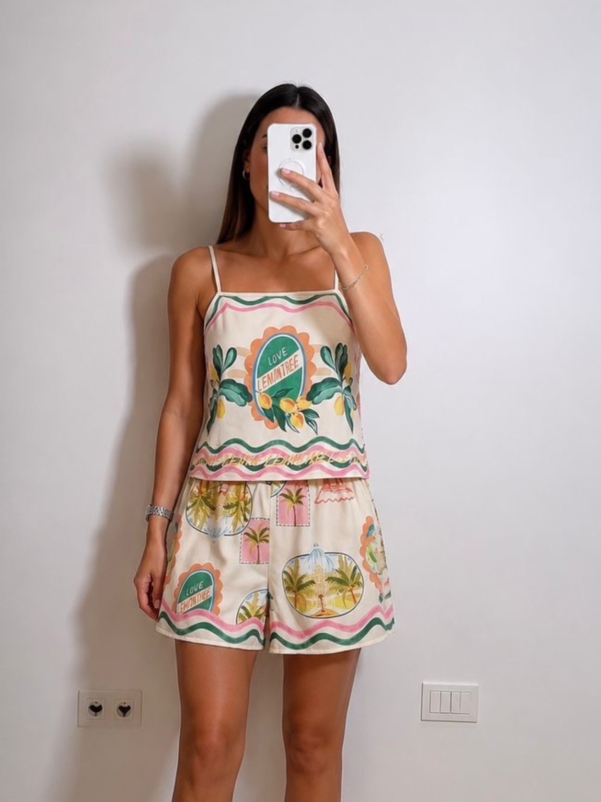 Set Short - (p126set03)