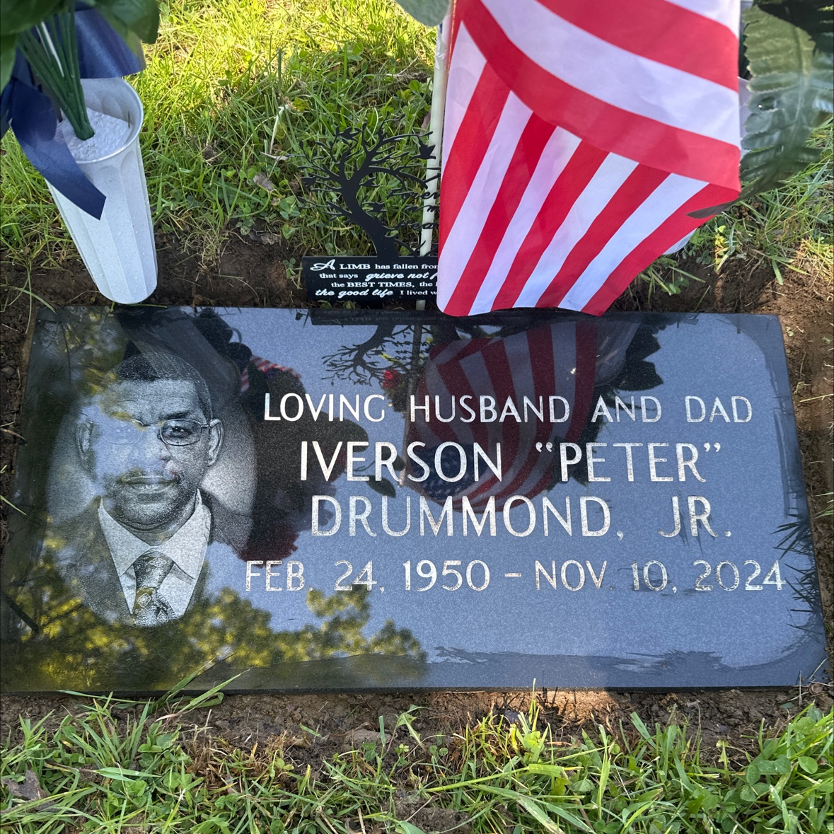 Grave of Iverson Drummond, Jr