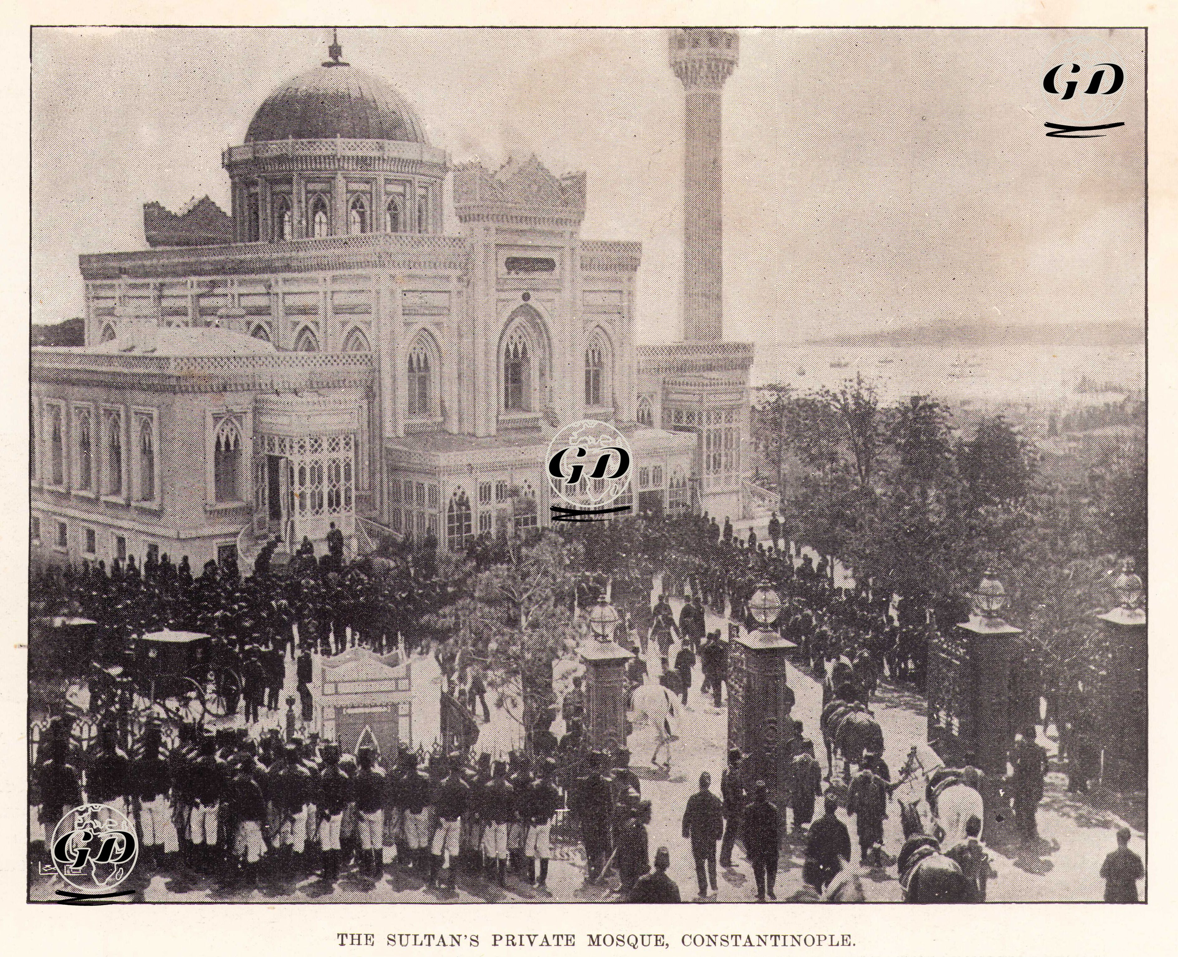 Yıldız Hamidiye Cami Ve Padişah II.Abdulhamid'in Cuma Selamlığı -  - 1895