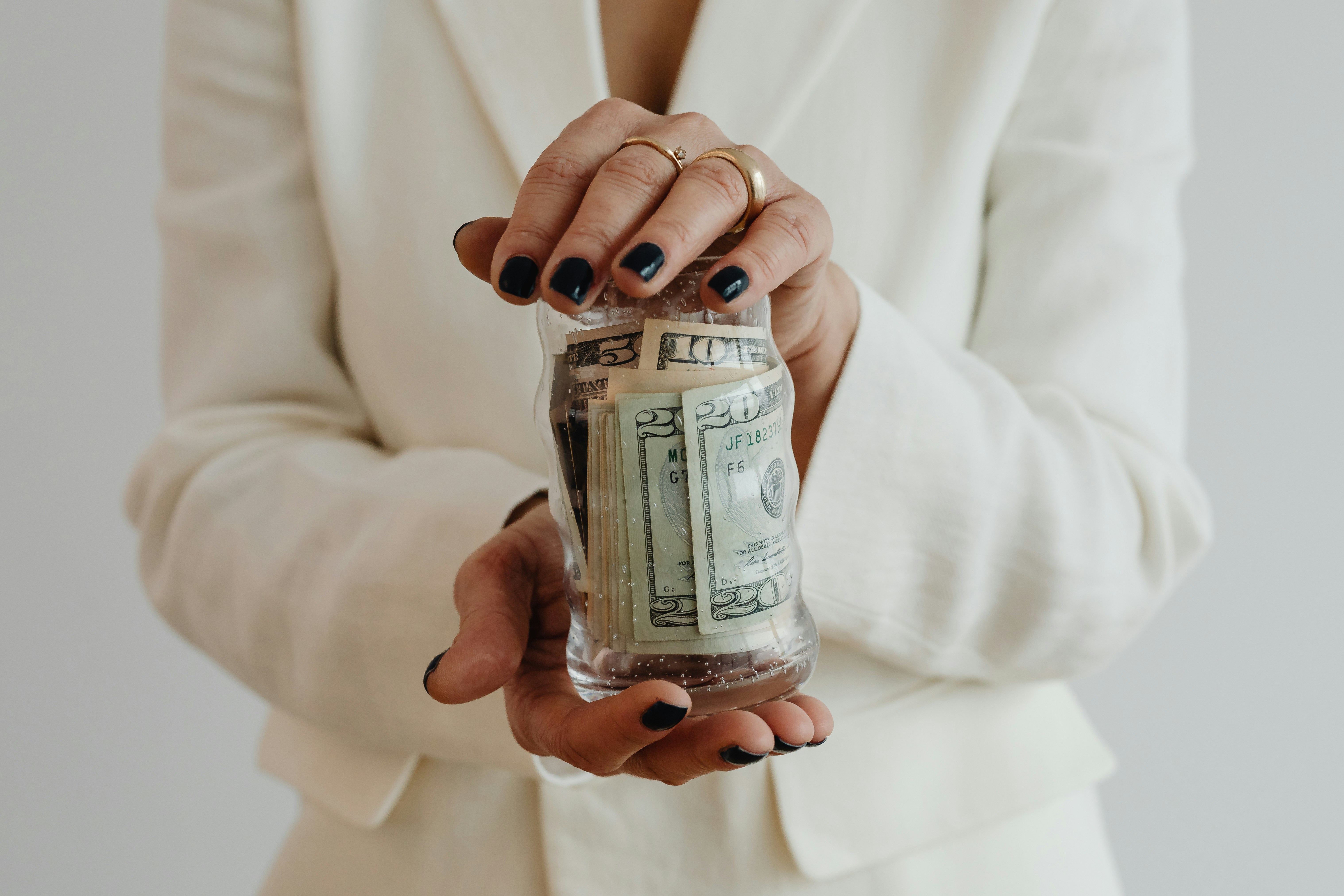 Grow Wealth Without the Stress: A Beginner's Guide to Passive Investing Success