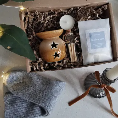 Star and Moon Wax Burner Gift Set & Christmas Wax Melts