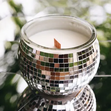 Disco Ball 8oz Wooden Wick Candle - Grapefruit, Blood Orange, Oakmoss & Sandalwood Scent