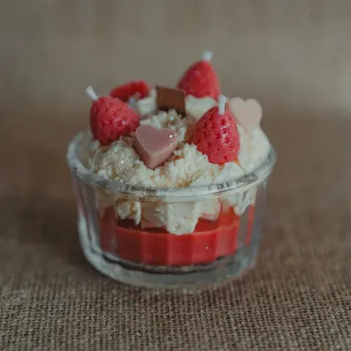 Strawberry Sundae Kaars