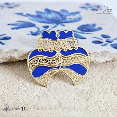 Gold Viana Heart Indigo Blue Filigree Earrings