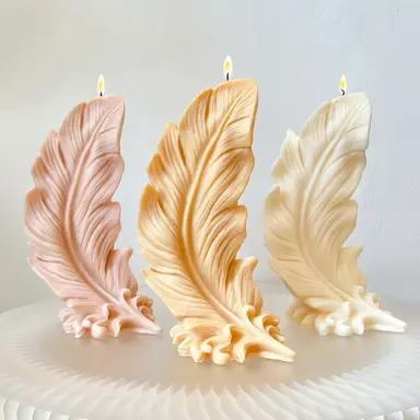 Large Feather Shaped Scented Soy Candle