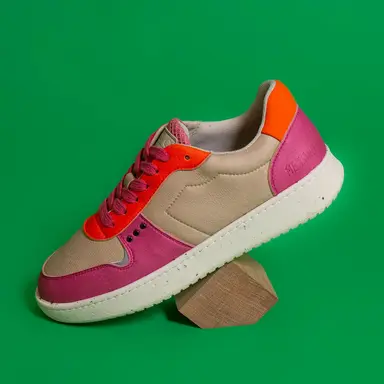 Giày sneaker thuần chay và tái chế Evan màu be, hồng và cam