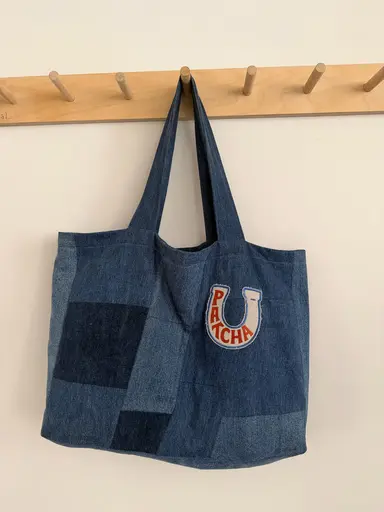 Tote Lucky Horse Shoe
