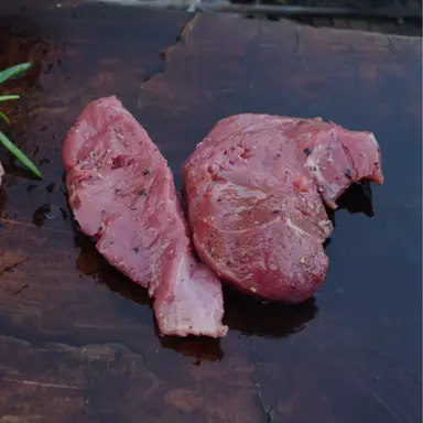 Wild Venison loin steak (quick frozen, un-aged)