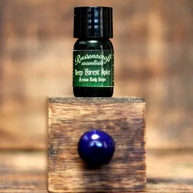 Giọt dưỡng thể Deep Forest Spice™