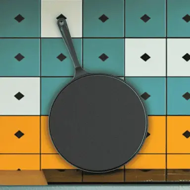 Roca Europa Cast Iron Dosa Tawa - 25CM - 100% Tự nhiên & Chống dính | Đã tẩm dầu sẵn | Tay cầm bọc cotton & Túi đựng | Sản xuất tại Ấn Độ
