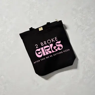 Tote Pizza Sau Giờ Làm