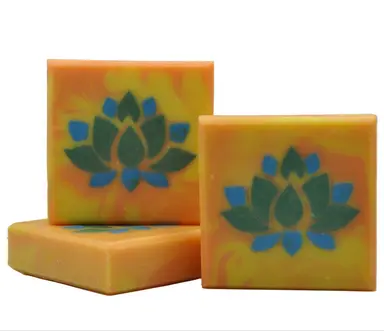 Xà phòng thuần chay sen thủ công
